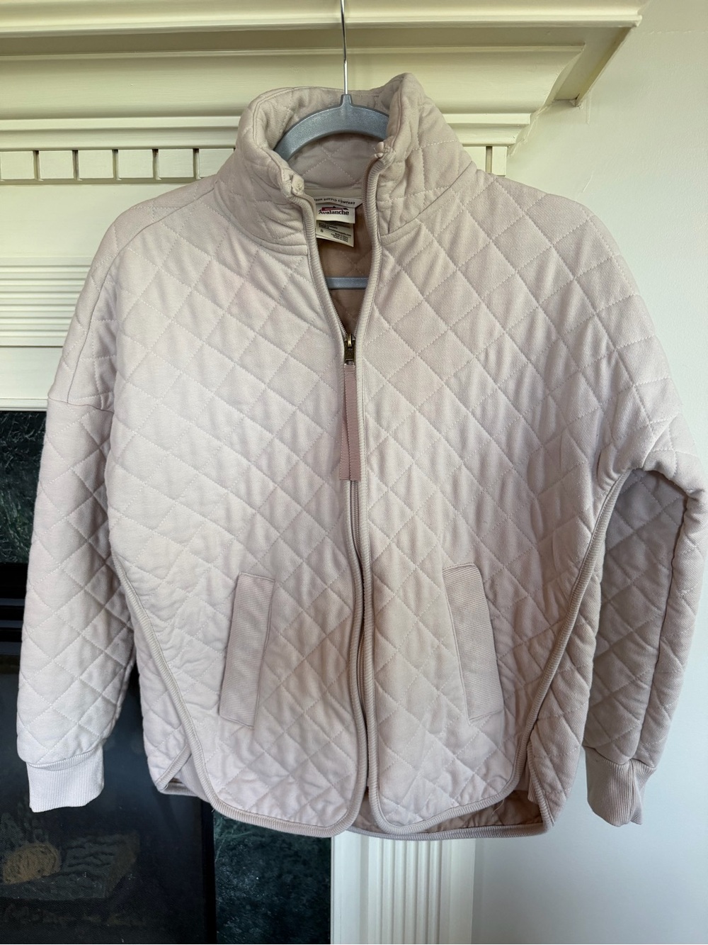 Avalanche Quilted Bomber Jacket - Light Pink